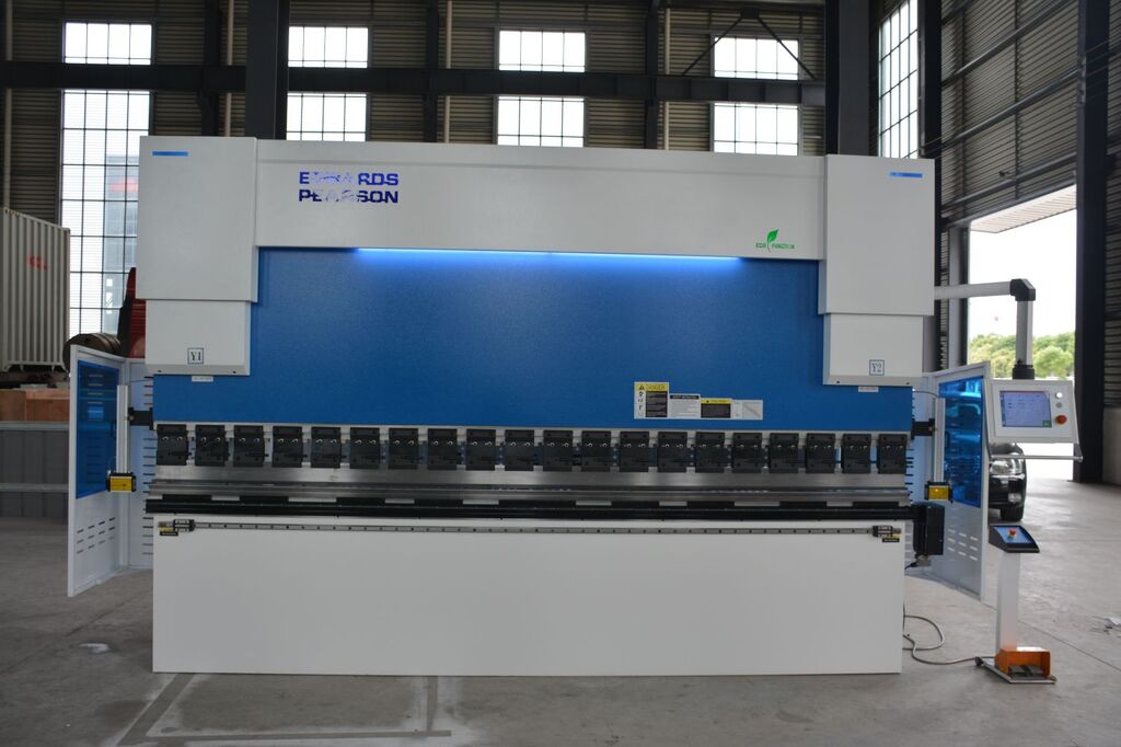 Вертикальный листогибочный пресс CNC-PBA 170x2600 с ЧПУ DELEM DA-66T