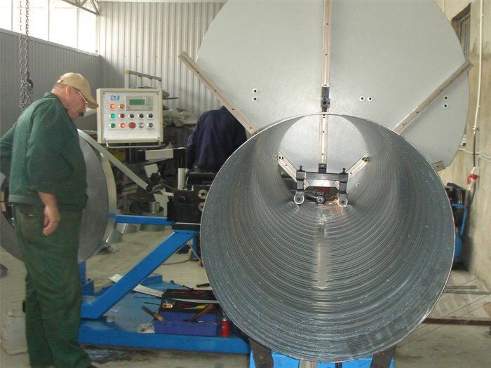Спирально навивной станок SBTF-1500 со слиторным ножом