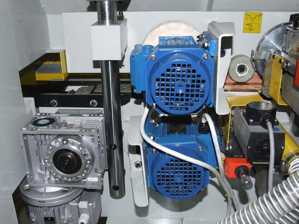 Автоматический кромкооблицовочный станок LTT MF306E