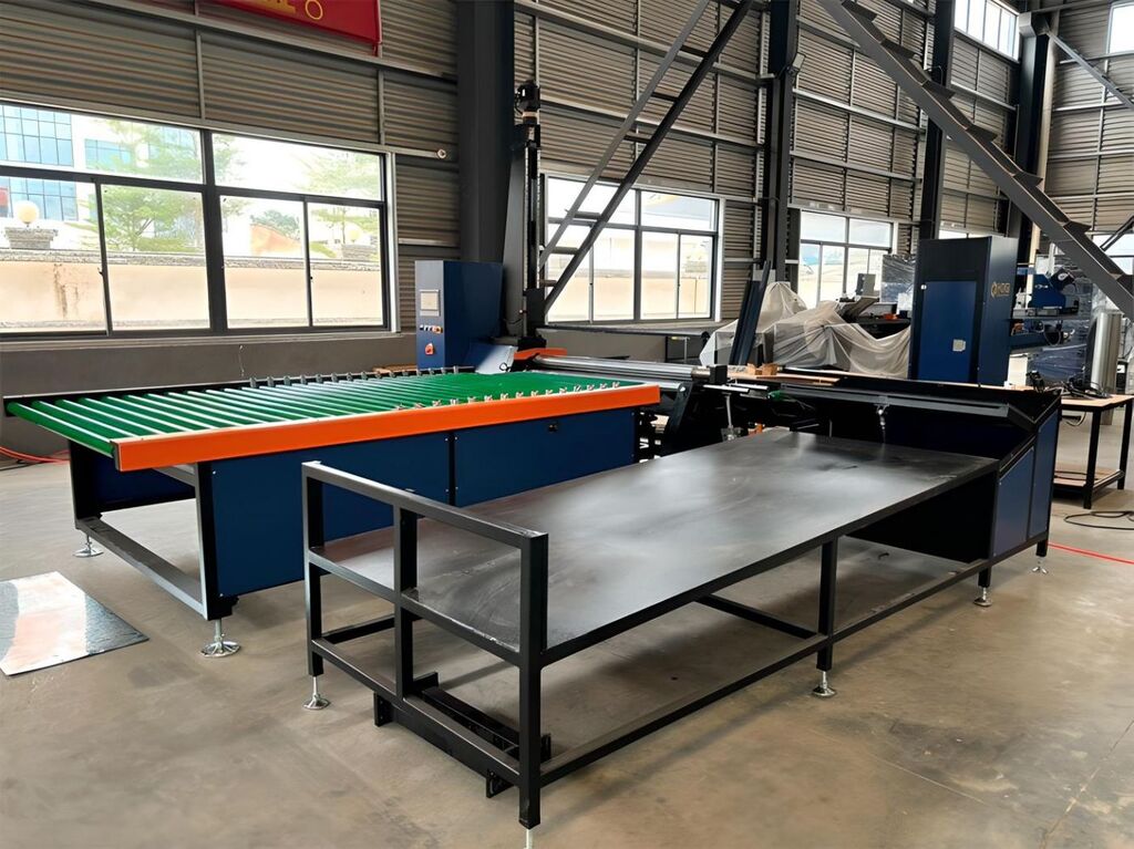 Автоматический вальцовочный станок FBM 1.5x1300