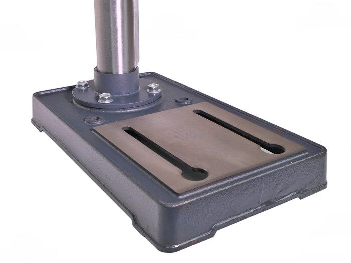 Вертикально-сверлильный станок B16 (220v)
