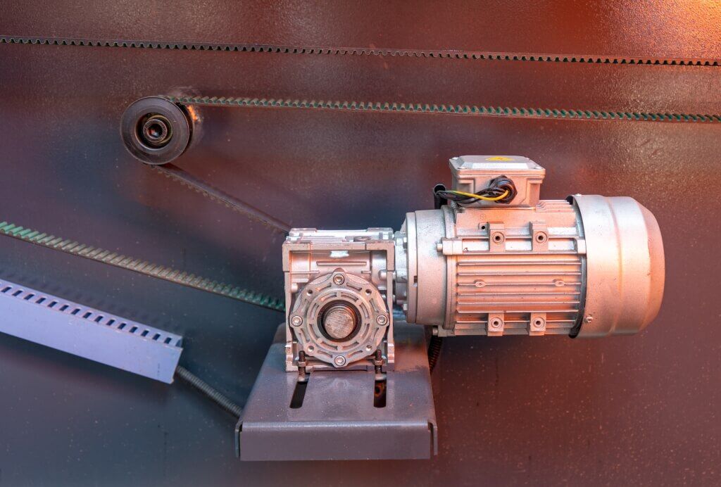 Гидравлический листогибочный пресс Metal Master HPJ 2040 Sensor
