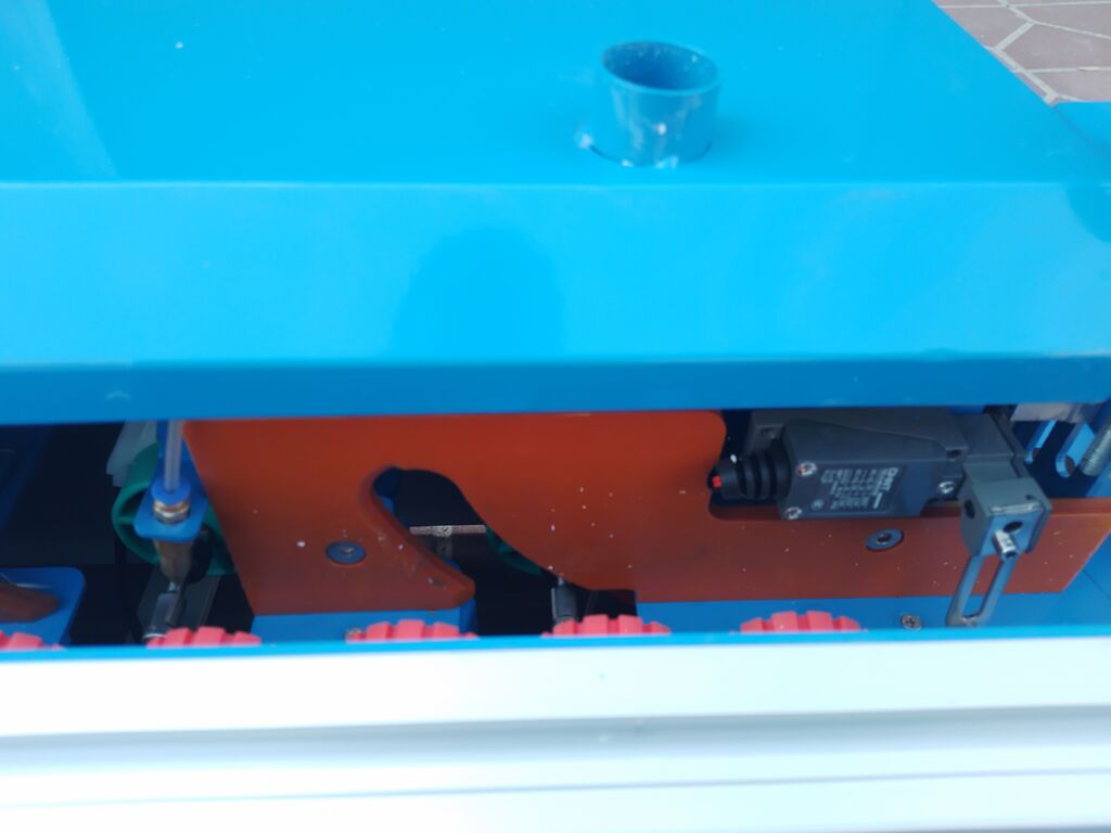 Кромкооблицовочный станок DELTAMACHINERY DM-117 PRO