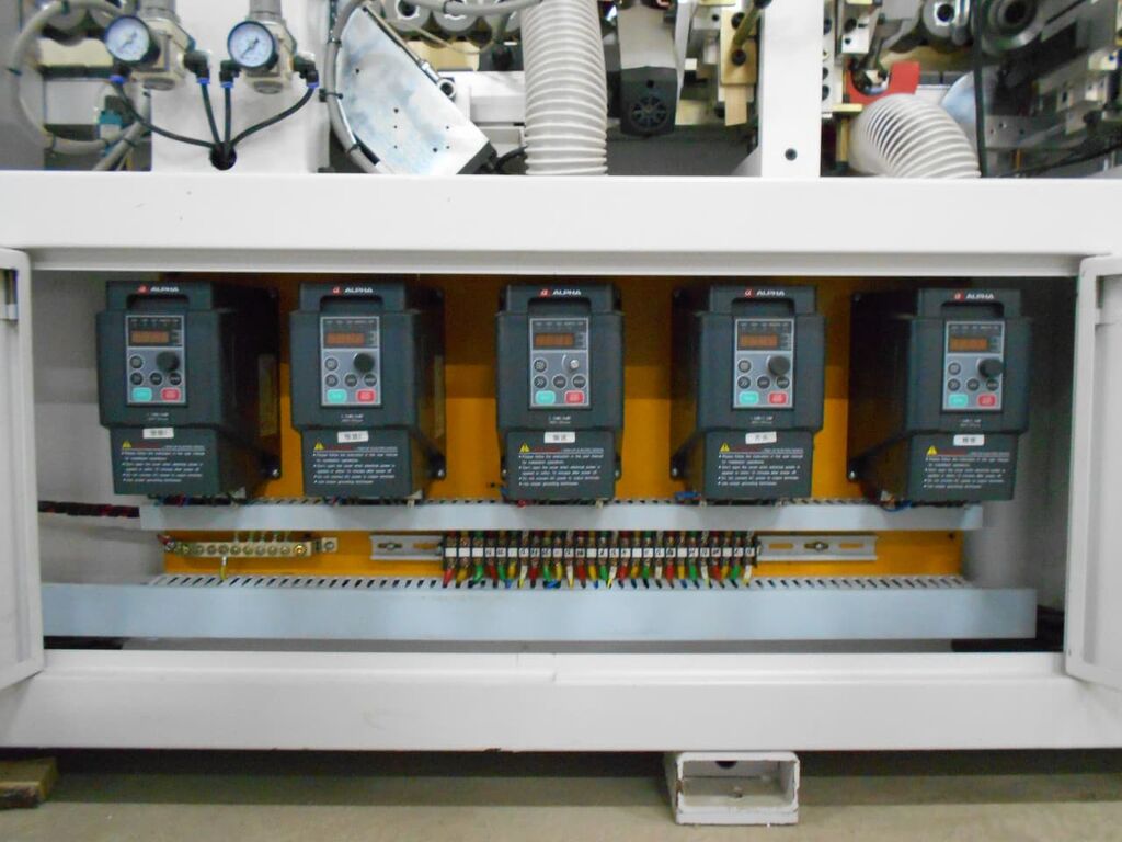Автоматический кромкооблицовочный станок LTT-220PA
