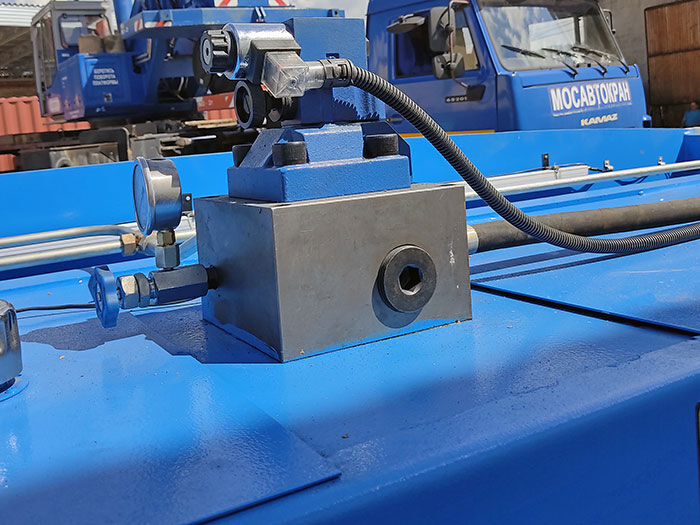 Гидравлическая гильотина QC12Y 12x3200 с ЧПУ Е21S